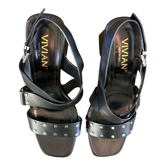 Vivian Italian Leather Stud Black Sandals NWOT - Picture 5 of 6